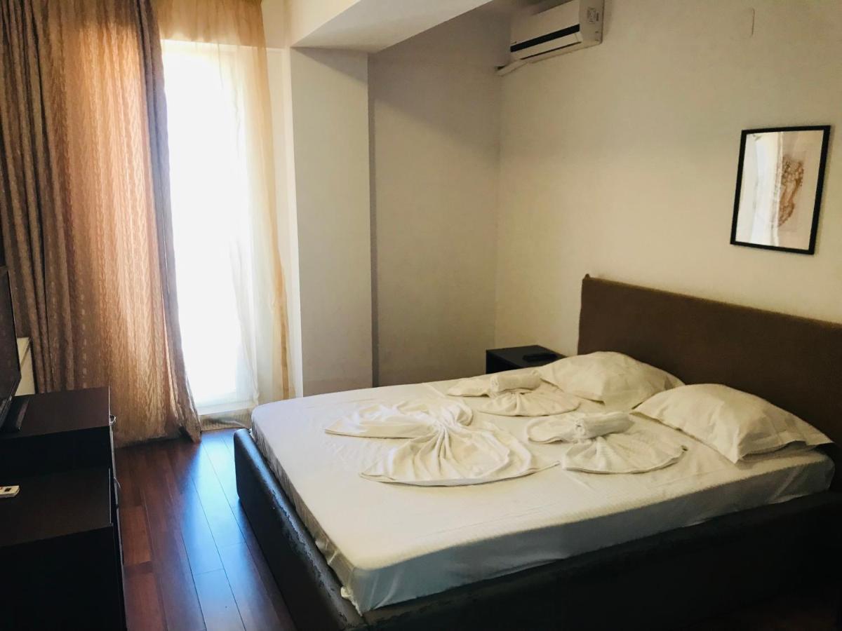 Maria Summer Apartaments Mamaia Extérieur photo